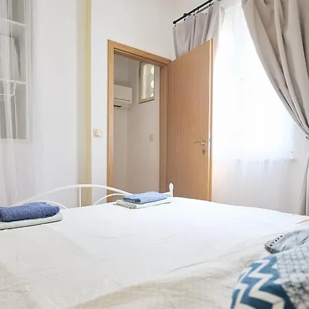 Lägenhet Cvita's Charming Place