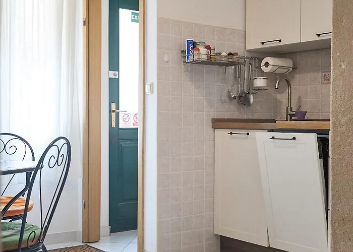 Cvita's Charming Place Apartment